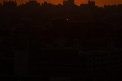 街の夜明け(池袋方面・シルエット)